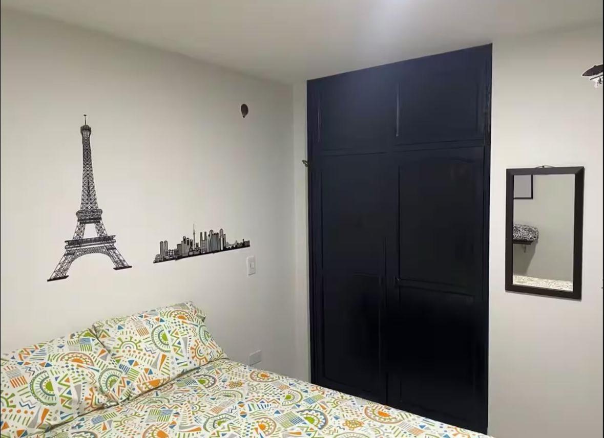 Privadas, Dentro De Apartamento, Comodas Y Muy Cercanas Al Poblado