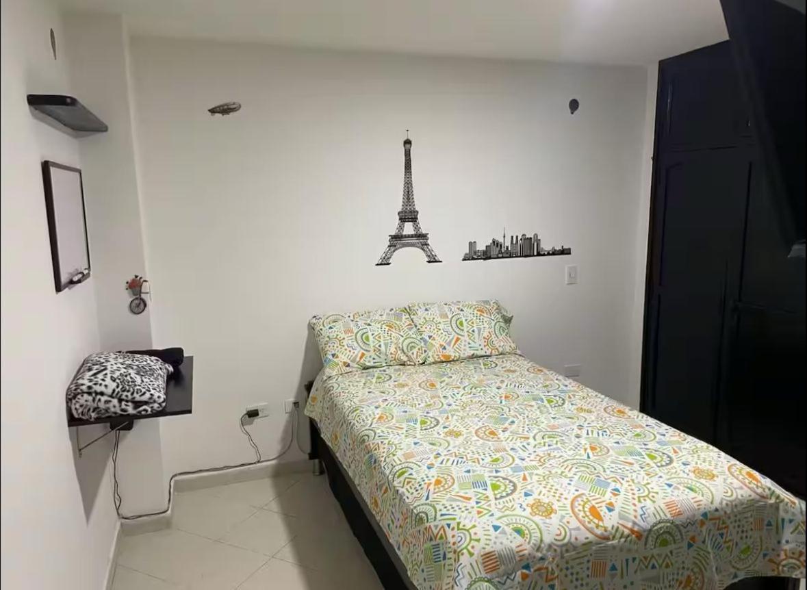 Habitación en casa particular Privadas, Dentro De Apartamento, Comodas Y Muy Cercanas Al Poblado *